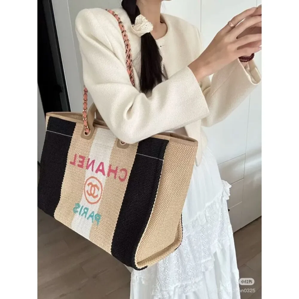Chanel Women Pre-Loved Bag Very Good Condition